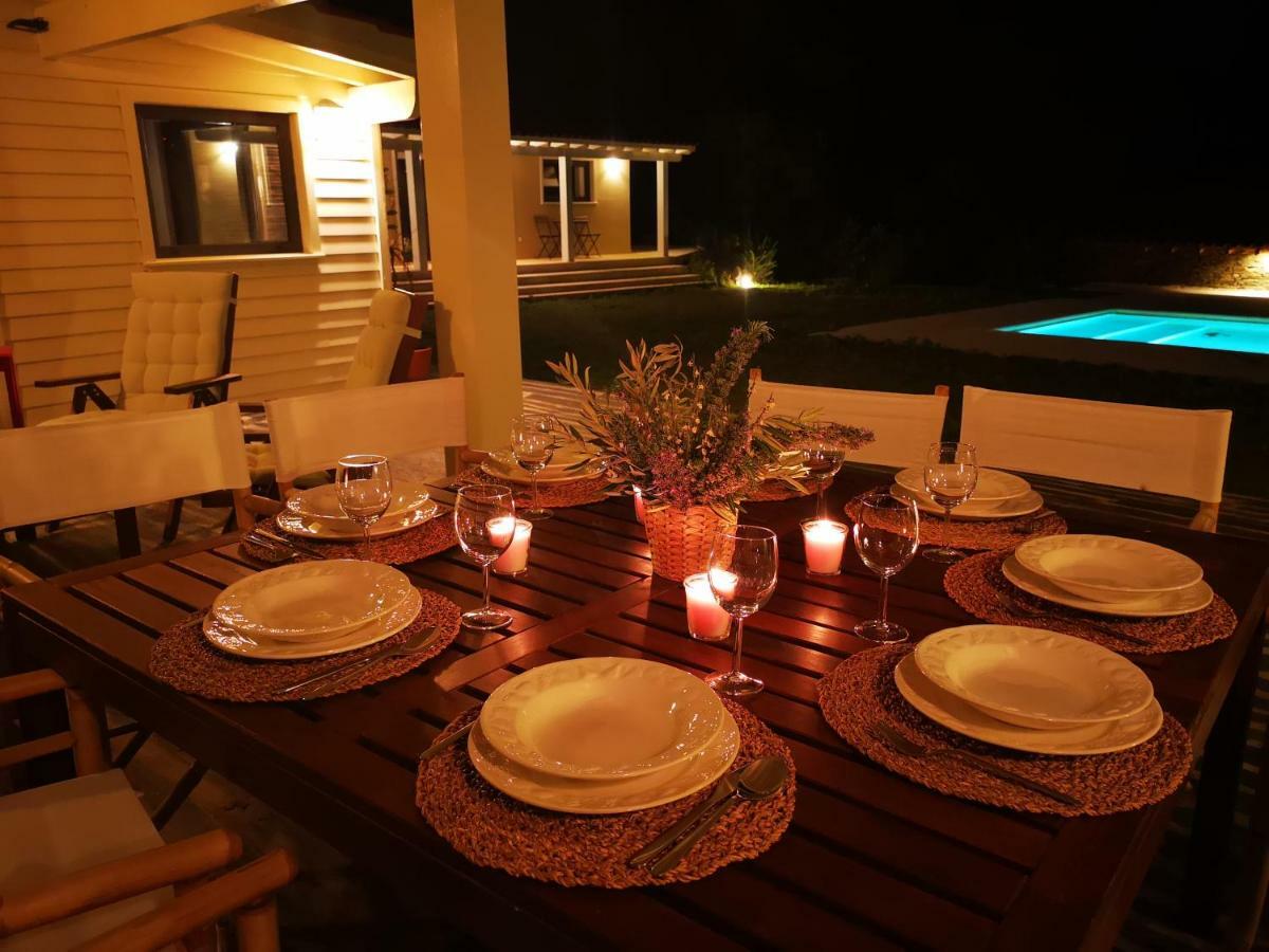 Quinta Dos Morangueiros Villa อาร์มามาร์ ภายนอก รูปภาพ